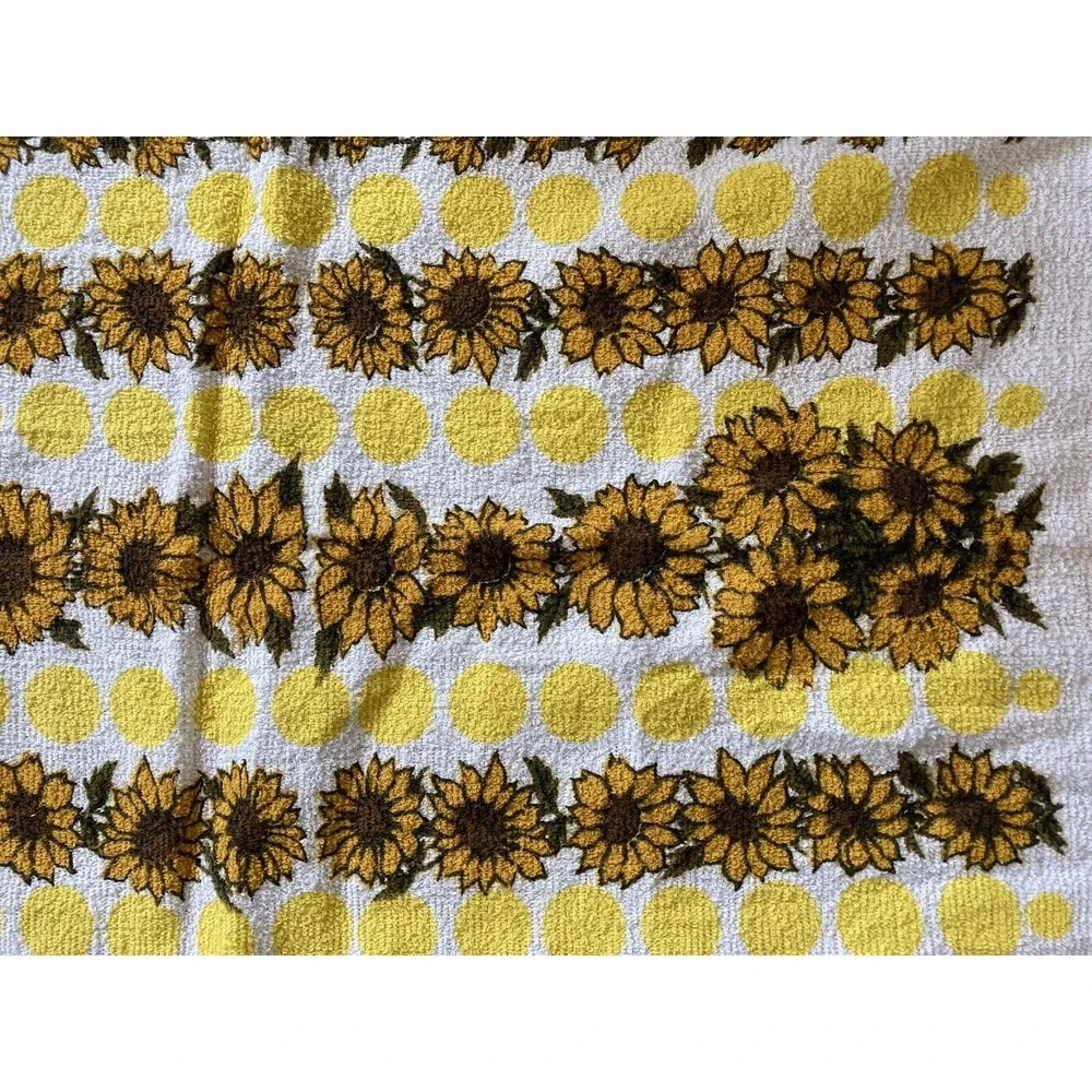 Vintage cotton terrycloth kitchen towel sunflowers & polka dots new w/ tag 1960s